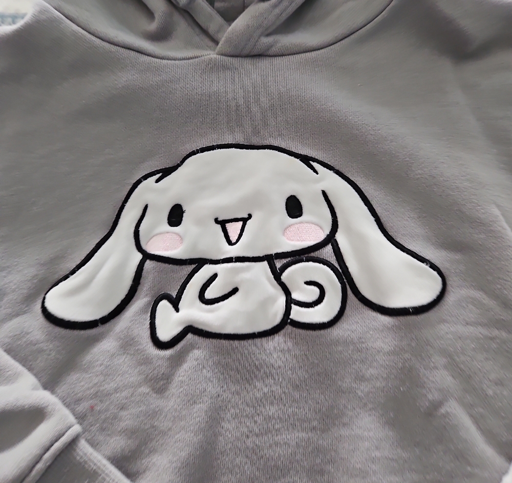 Cinnamon Roll Gray Hoodie wi
